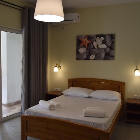 Zotos Apartment Himare Exteriör bild