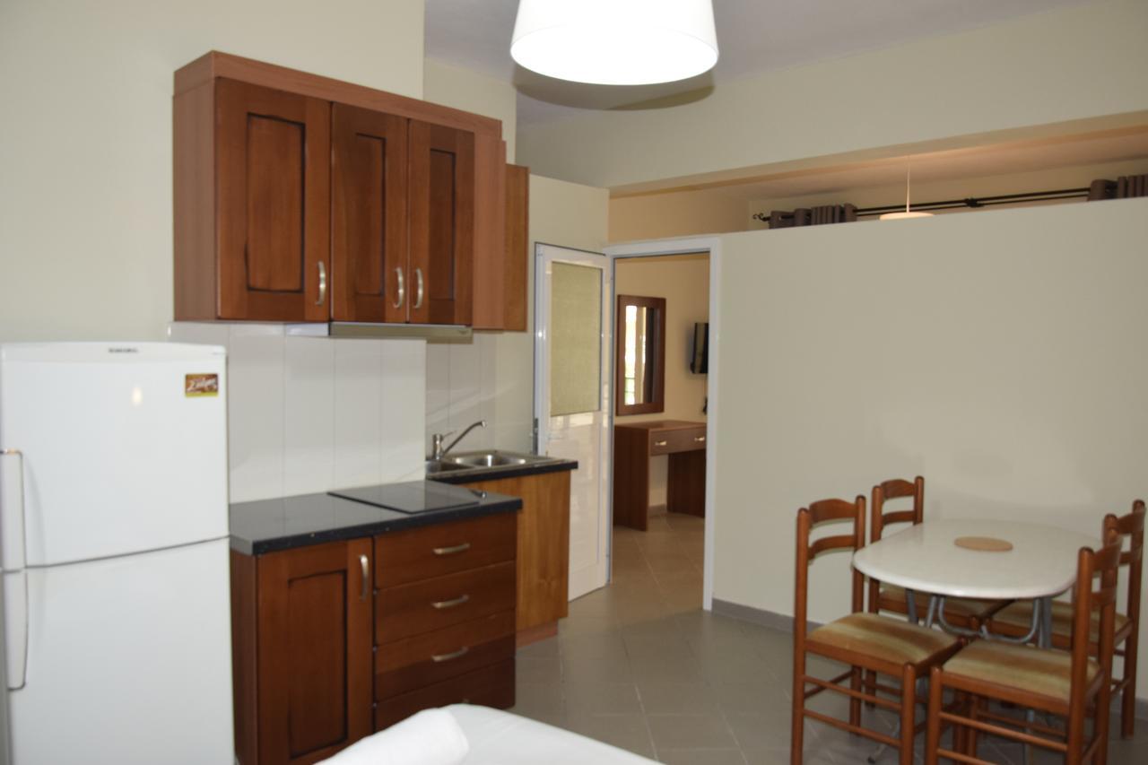 Zotos Apartment Himare Exteriör bild
